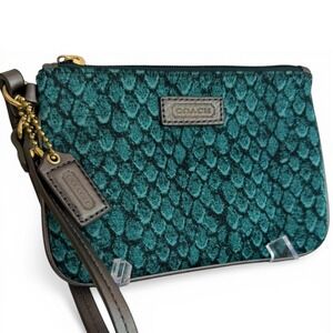 Coach Teal Snakeskin Print Wristlet Pouch Gold Hardware Leather Strap